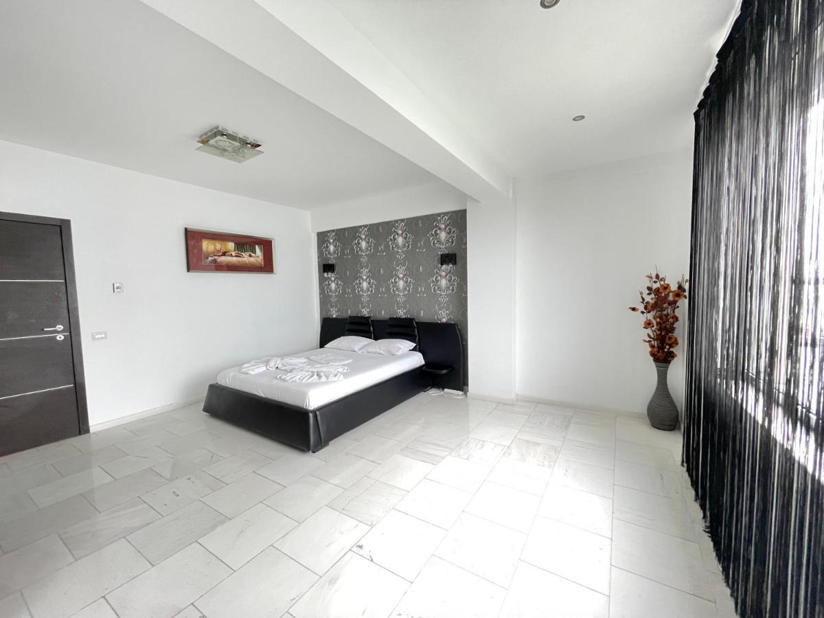 Sns Apartament In Vila Sophia Mamaia Luaran gambar